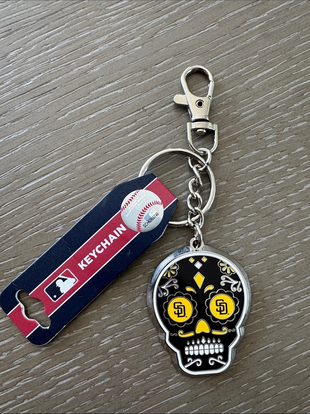 San Diego Padres Sugar Skull Keychain - Brown & Yellow